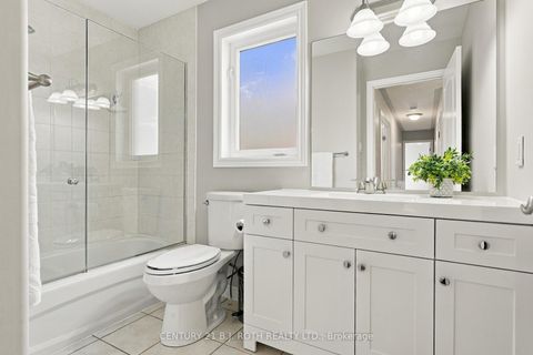 Photo 21 at 6 Orsi Court, Ardagh, Barrie