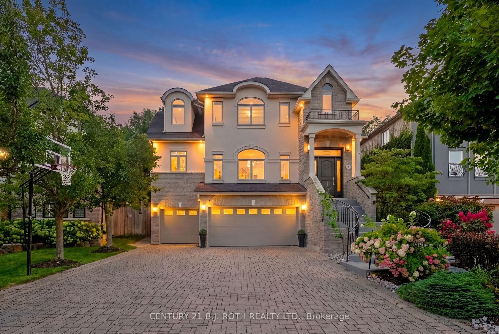 6 Orsi Court, Ardagh, Barrie photo number 2