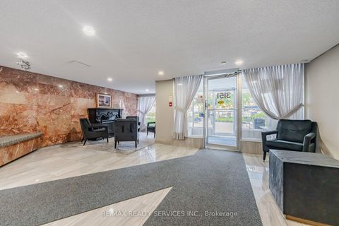 Photo 1 at #602 - 3151 Bridletowne Circle, L'Amoreaux, Toronto