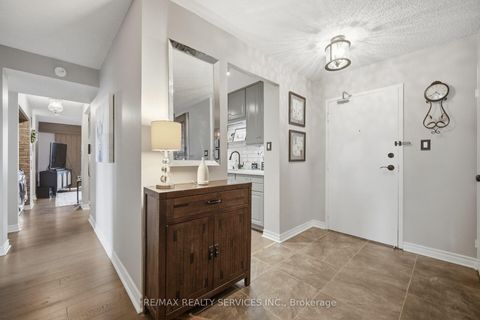 Photo 2 at #602 - 3151 Bridletowne Circle, L'Amoreaux, Toronto