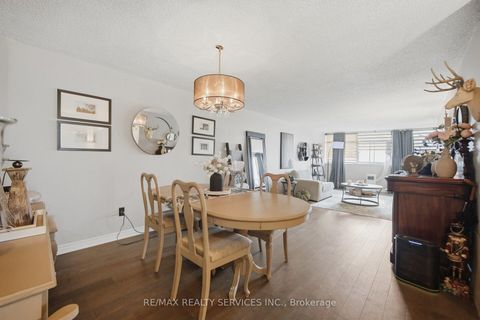 Photo 3 at #602 - 3151 Bridletowne Circle, L'Amoreaux, Toronto