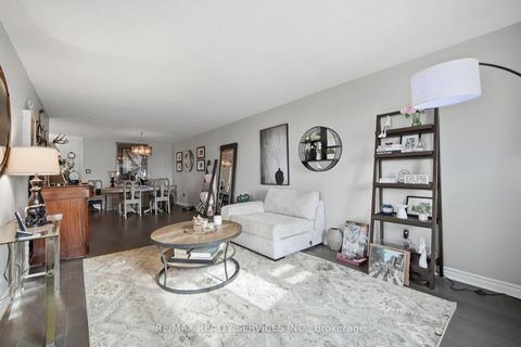 Photo 6 at #602 - 3151 Bridletowne Circle, L'Amoreaux, Toronto