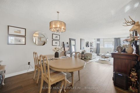 Photo 9 at #602 - 3151 Bridletowne Circle, L'Amoreaux, Toronto