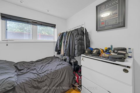 Photo 17 at 124 - 75 Turntable Crescent, Junction, Toronto