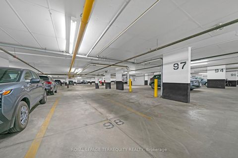 Photo 18 at 124 - 75 Turntable Crescent, Junction, Toronto