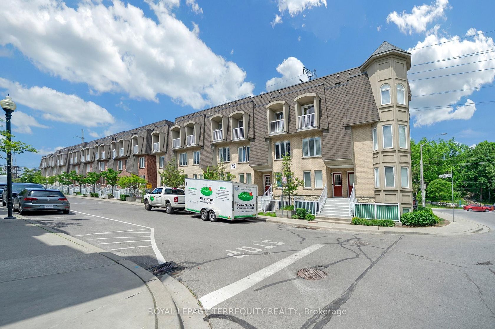 124 - 75 Turntable Crescent, Junction, Toronto 