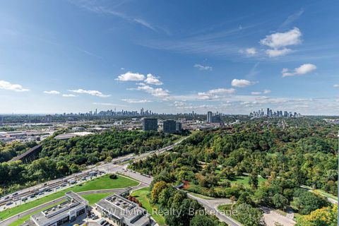 Photo 25 at PH33 - 20 Inn On The Park Drive, Don Mills, Toronto