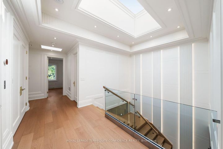 Photo 28 at 8 Canary Crescent, Bayview Village, Toronto