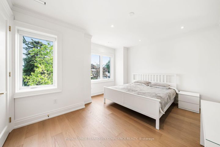 Photo 29 at 8 Canary Crescent, Bayview Village, Toronto