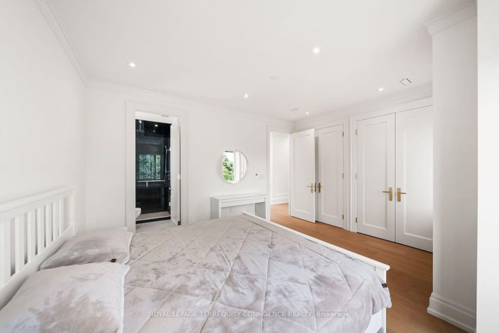 Photo 30 at 8 Canary Crescent, Bayview Village, Toronto