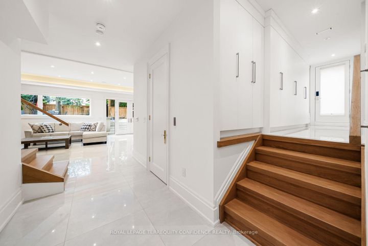 Photo 38 at 8 Canary Crescent, Bayview Village, Toronto