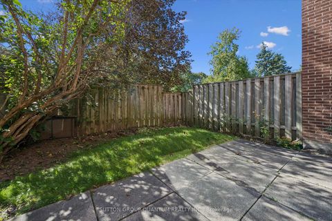 Photo 24 at 32 - 13 Burnt Meadoway, Hillcrest Village, Toronto