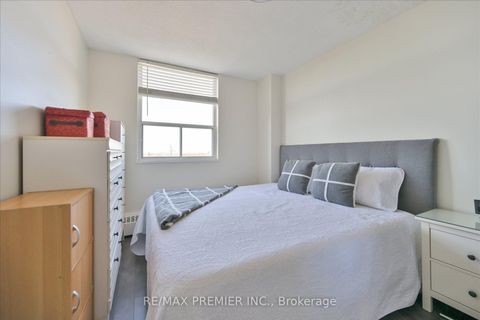 Photo 10 at 614 - 80 Grandravine Drive, York University Heights, Toronto