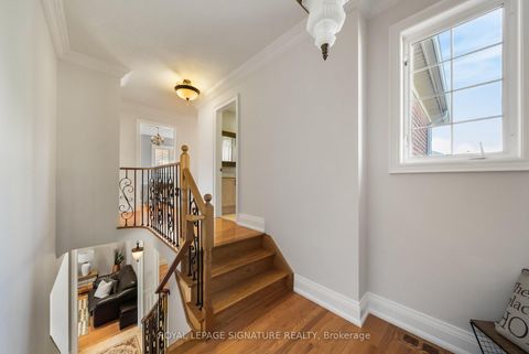 Photo 11 at 19 Dace Drive, Vellore Village, Vaughan