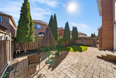 Photo 25 at 19 Dace Drive, Vellore Village, Vaughan