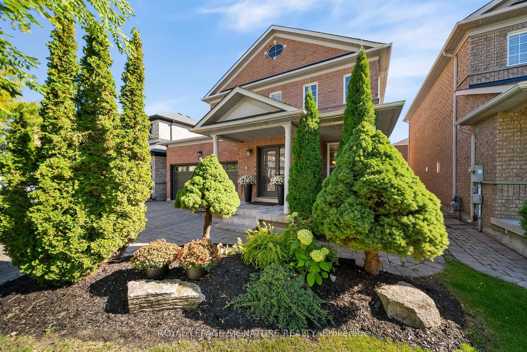 19 Dace Drive, Vellore Village, Vaughan photo number 2