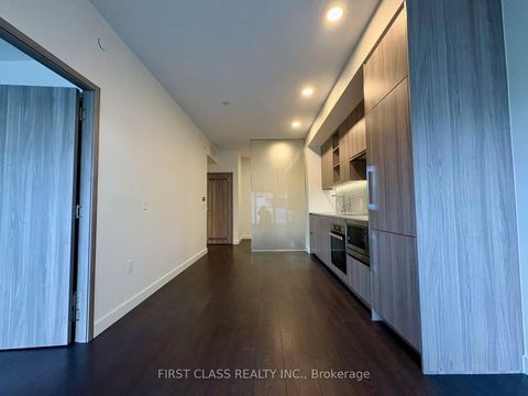 Photo 7 at 608 - 95 Mcmahon Drive, Bayview Village, Toronto