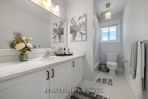 Photo 24 at 10 Snowden Avenue, Shore, Barrie