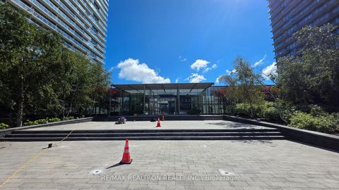 Photo 2 at 607 - 105 The Queensway Avenue, Swansea, Toronto