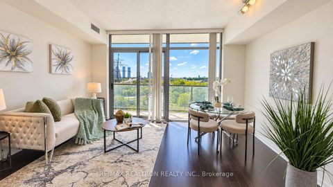 Photo 10 at 607 - 105 The Queensway Avenue, Swansea, Toronto