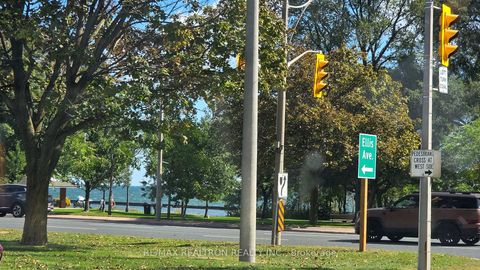Photo 33 at 607 - 105 The Queensway Avenue, Swansea, Toronto