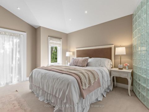 Photo 7 at 397 Brooke Avenue, Nortown, Toronto