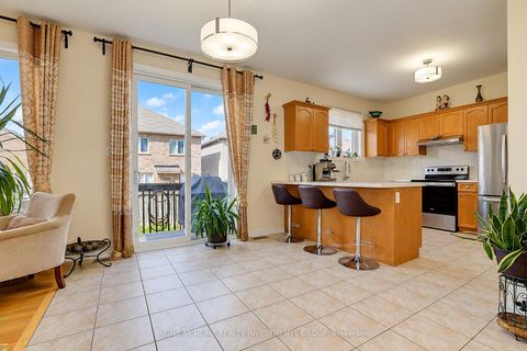 Photo 14 at 14 Shiner Drive, Oak Ridges, Richmond Hill