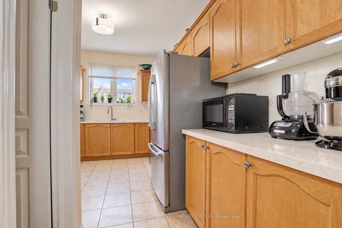 Photo 22 at 14 Shiner Drive, Oak Ridges, Richmond Hill