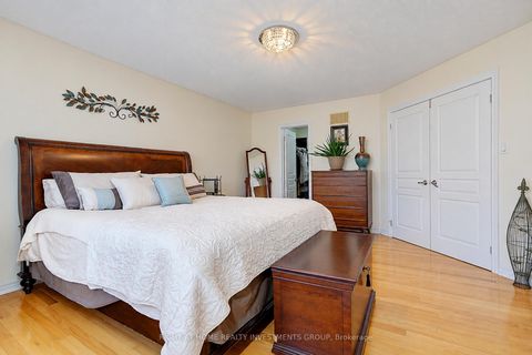 Photo 32 at 14 Shiner Drive, Oak Ridges, Richmond Hill