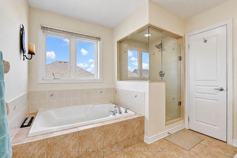 Photo 36 at 14 Shiner Drive, Oak Ridges, Richmond Hill