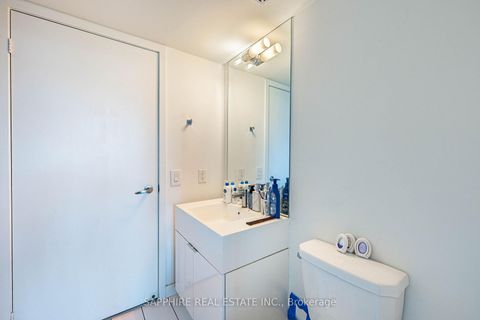 Photo 26 at 541 - 15 Iceboat Terrace, Waterfront Communities C1, Toronto