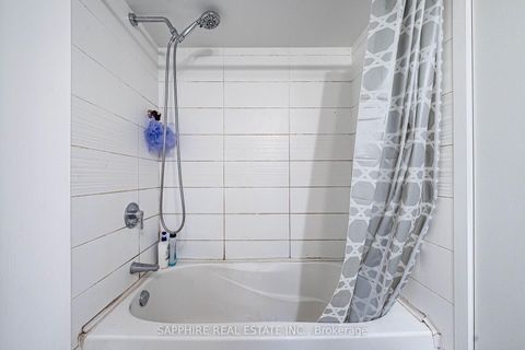 Photo 27 at 541 - 15 Iceboat Terrace, Waterfront Communities C1, Toronto