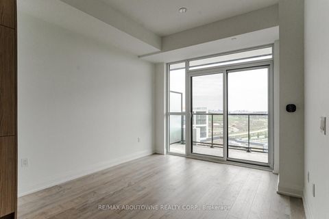 Photo 13 at 814 - 50 George Butchart Drive, CFB, Toronto