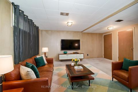 Photo 6 at 215 Acton Avenue, Bathurst Manor, Toronto
