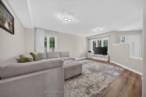 Photo 10 at 34 Balmoral Place, Shore, Barrie