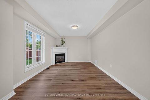 Photo 14 at 34 Balmoral Place, Shore, Barrie