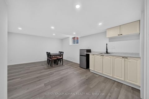 Photo 28 at 34 Balmoral Place, Shore, Barrie