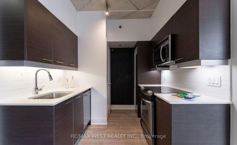Photo 14 at 303 - 90 Trinity Street, Moss Park, Toronto