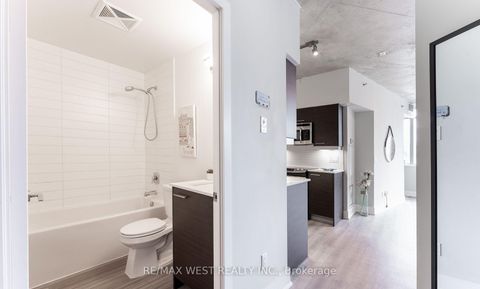 Photo 22 at 303 - 90 Trinity Street, Moss Park, Toronto