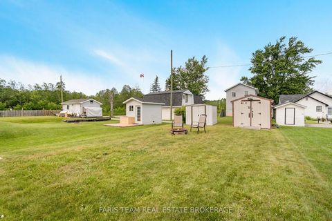 Photo 25 at 1066 Wood Street, Rural Innisfil, Innisfil