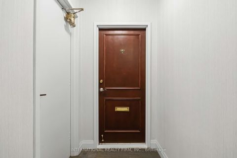 Photo 14 at 101 - 151 La Rose Avenue E, Humber Heights, Toronto