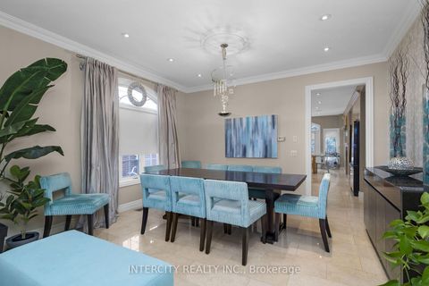 Photo 6 at 59 Kimber Crescent, East Woodbridge, Vaughan