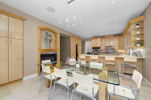 Photo 12 at 59 Kimber Crescent, East Woodbridge, Vaughan