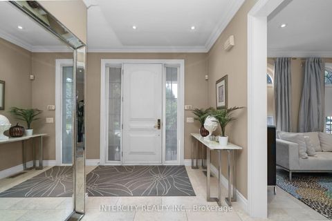 Photo 20 at 59 Kimber Crescent, East Woodbridge, Vaughan