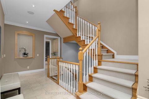 Photo 21 at 59 Kimber Crescent, East Woodbridge, Vaughan