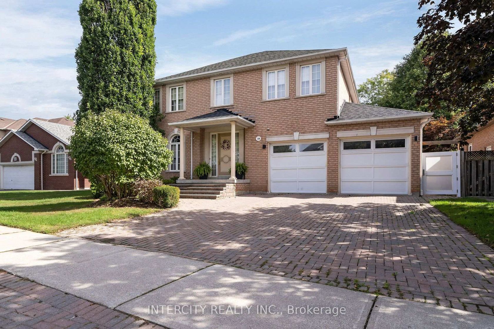59 Kimber Crescent, East Woodbridge, Vaughan photo number 2