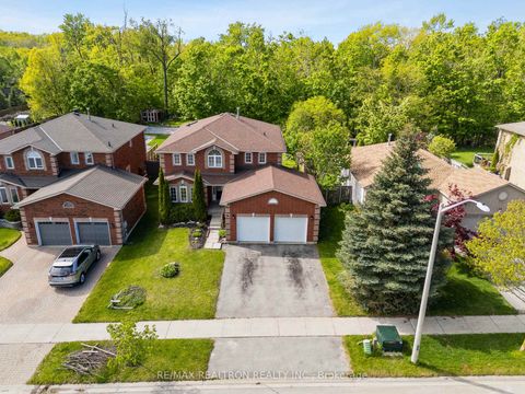 Photo 1 at 50 Holly Meadow Road, Holly, Barrie