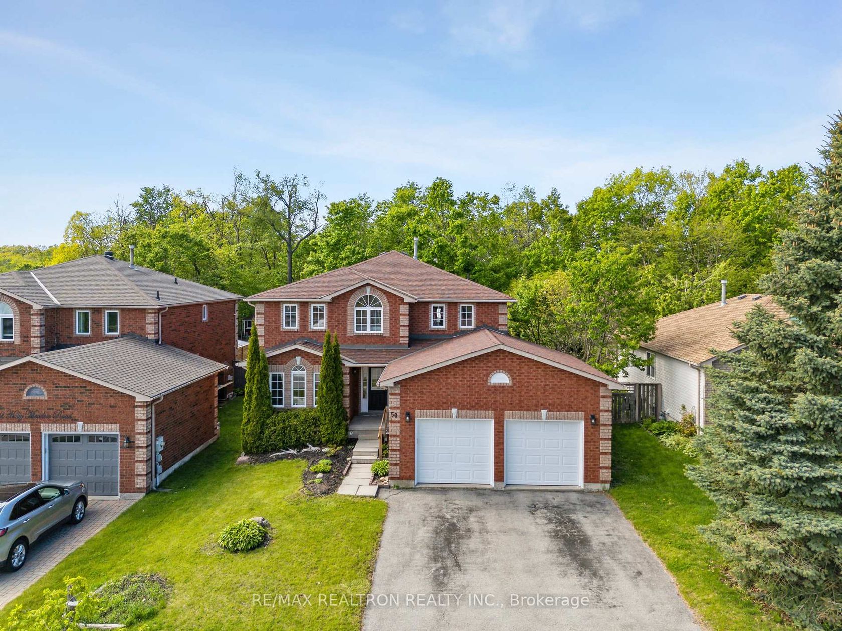 50 Holly Meadow Road, Holly, Barrie photo number 2