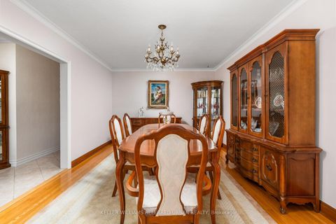 Photo 9 at 40 Datchet Road, CFB, Toronto