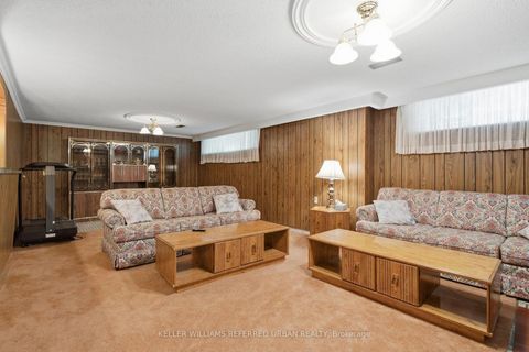 Photo 25 at 40 Datchet Road, CFB, Toronto